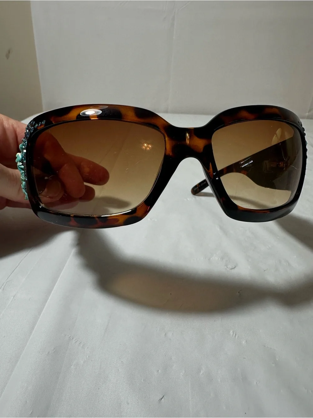 Tortoise Frame Sunglasses with Turquoise Bead Detailing WESTERN Wear from Wy